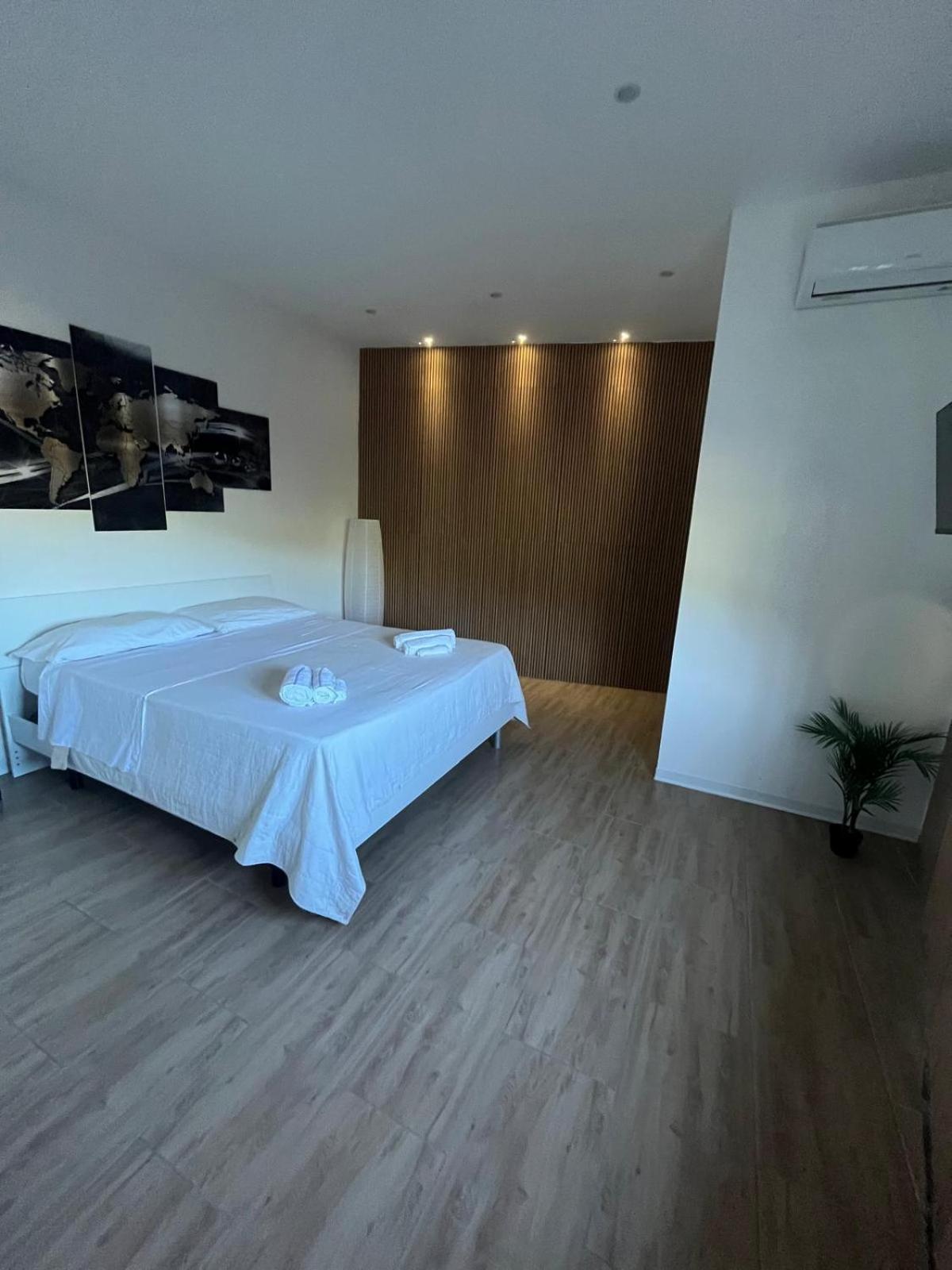 Suite Sami Catania-Fontanarossai nemzetközi repülőtér Kültér fotó
